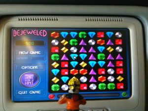 Naruto finds Bejeweled to play