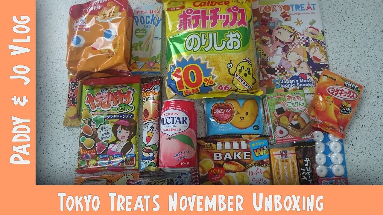 November 2016 TokyoTreat UNBOXING | Apple Pie Crisps & Whistling Polo's! | Vlog